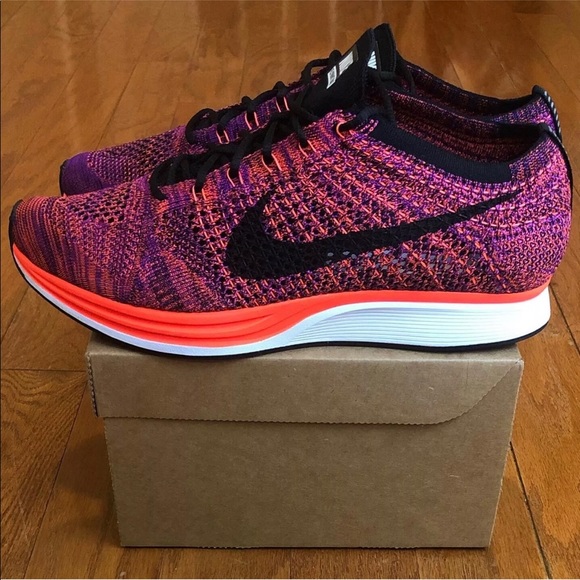 Nike Flyknit RacerHyperOrange/VividPurpleAcaiBerry - Picture 7 of 10
